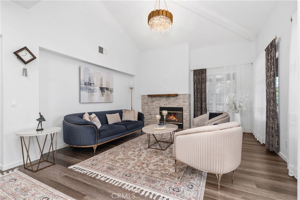 MLS #OC25225242 image #8