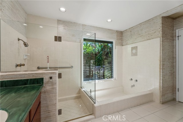 MLS #OC25225266 image #37