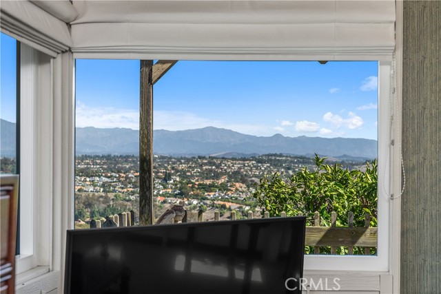 MLS #OC25225266 image #41