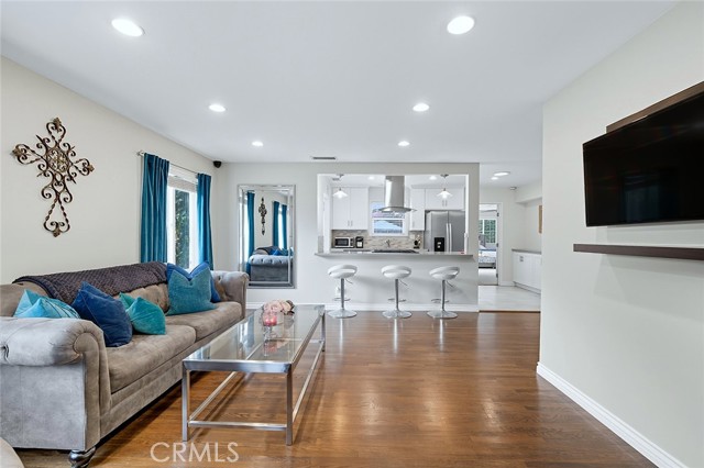 MLS #OC25225283 image #13