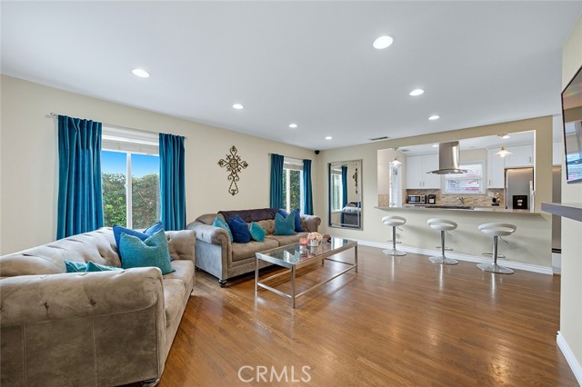 MLS #OC25225283 image #14