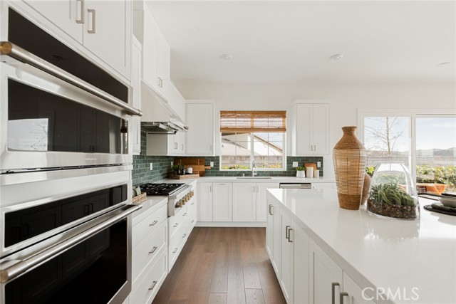 MLS #OC25225317 image #17