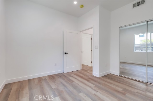 MLS #OC25225401 image #28