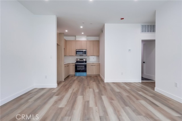 MLS #OC25225401 image #37