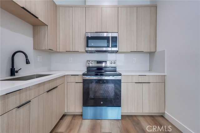 MLS #OC25225401 image #41