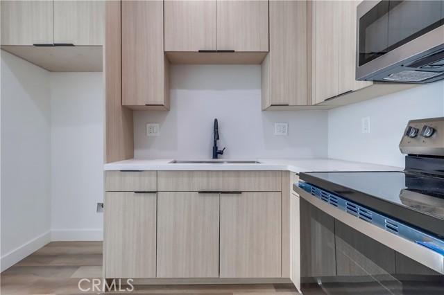 MLS #OC25225401 image #42