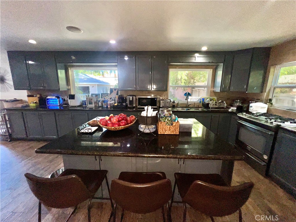 MLS #OC25225415 image #11