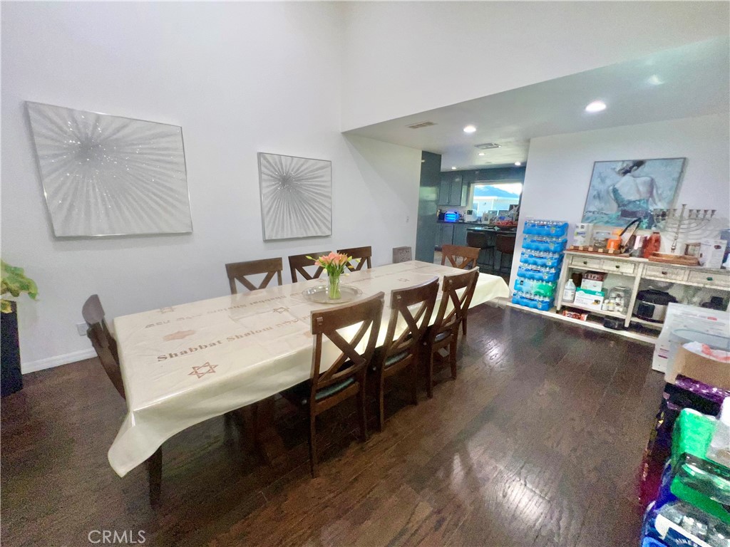 MLS #OC25225415 image #14