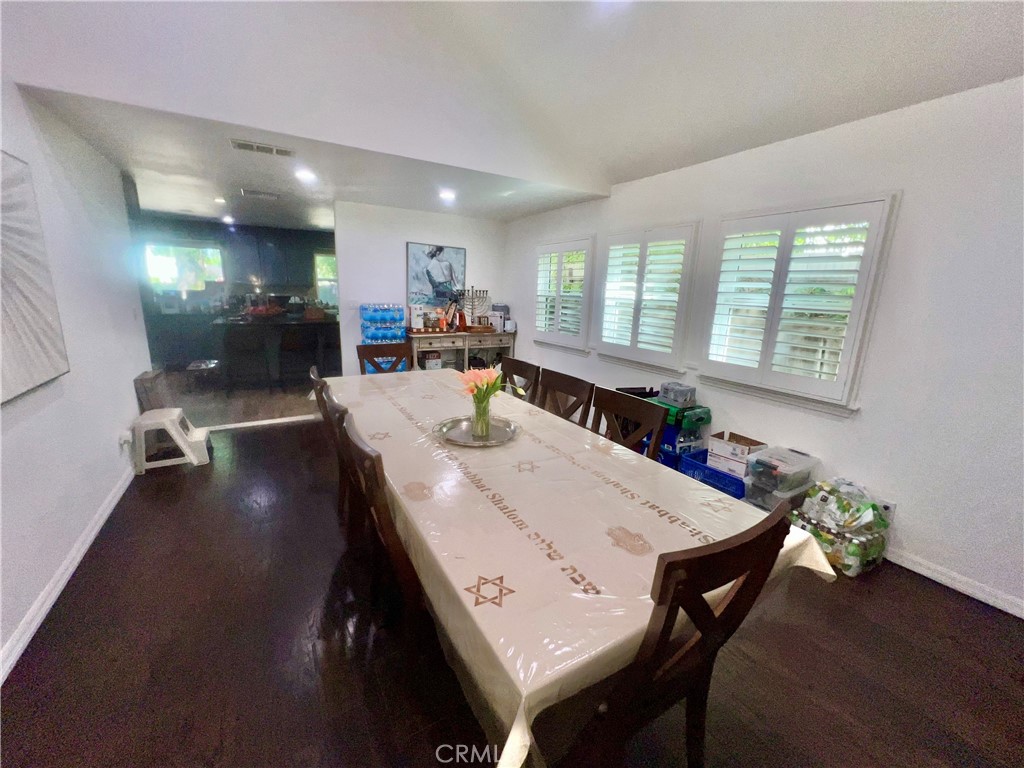 MLS #OC25225415 image #15