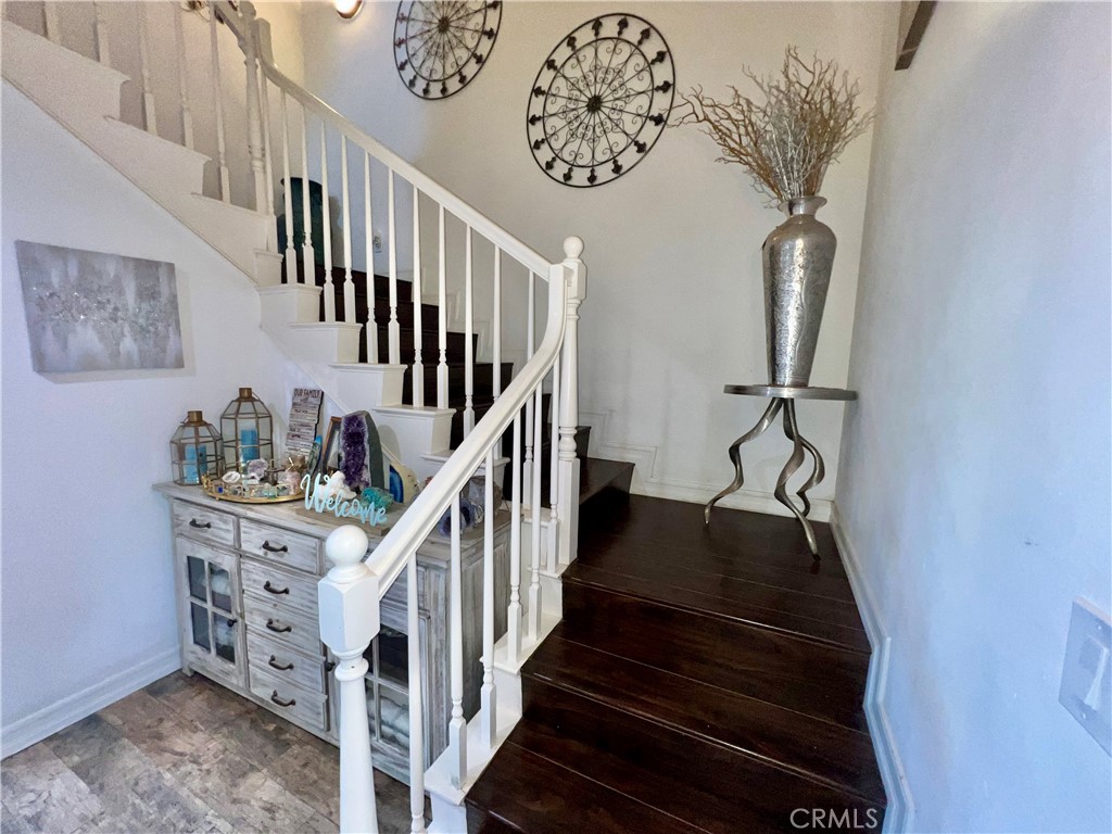 MLS #OC25225415 image #17