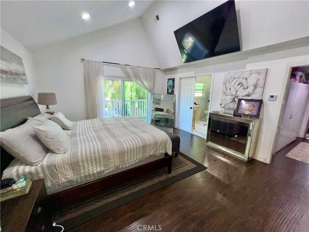 MLS #OC25225415 image #18