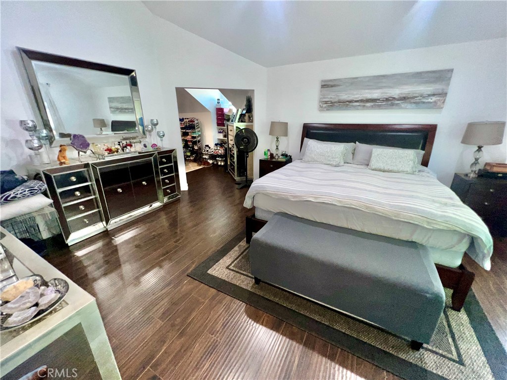 MLS #OC25225415 image #20