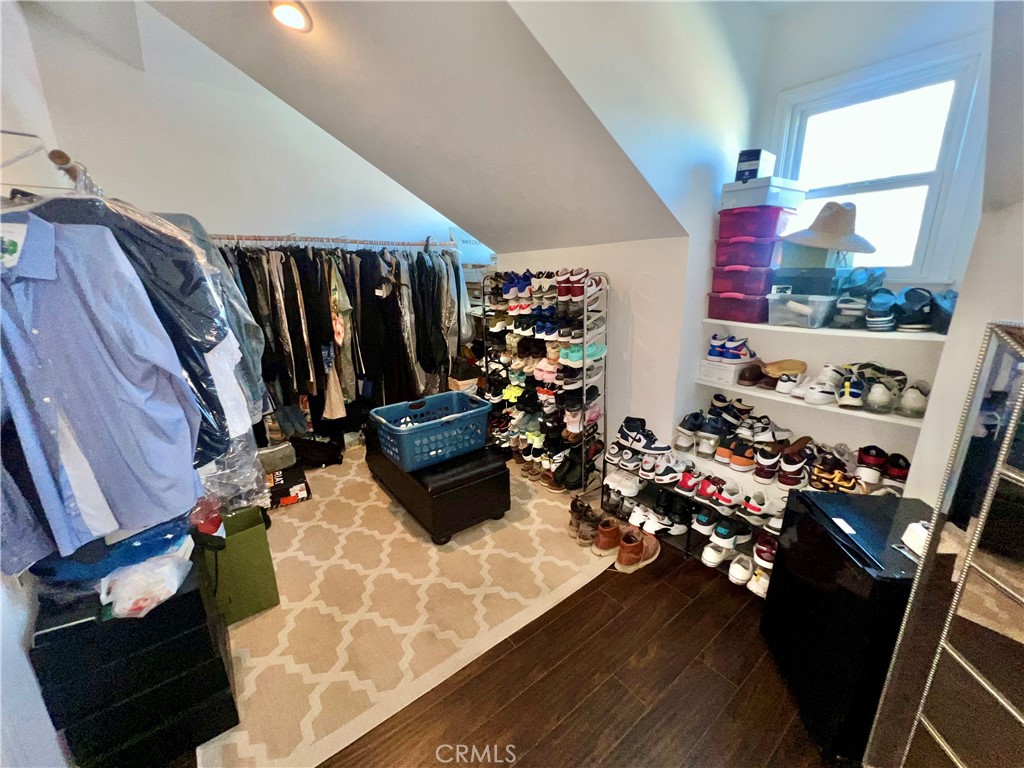 MLS #OC25225415 image #26