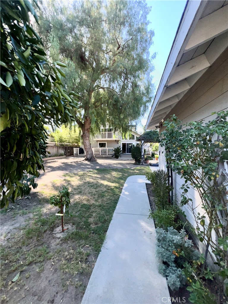 MLS #OC25225415 image #48