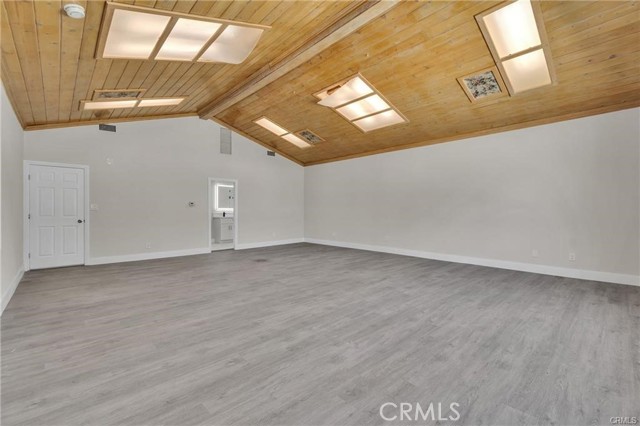 MLS #OC25225506 image #14