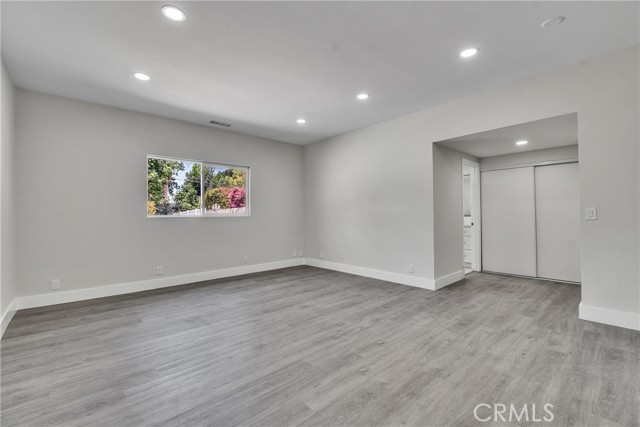 MLS #OC25225506 image #15