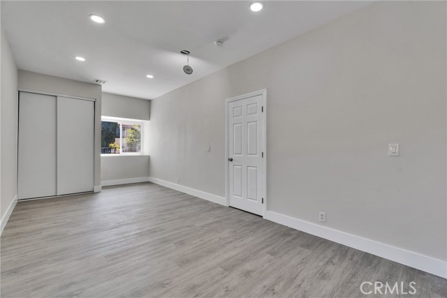 MLS #OC25225506 image #19