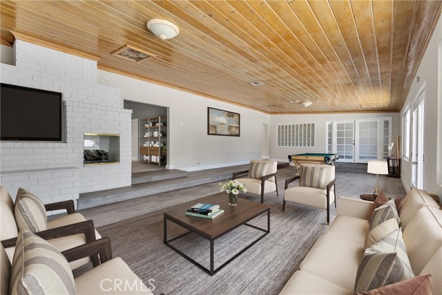 MLS #OC25225506 image #9