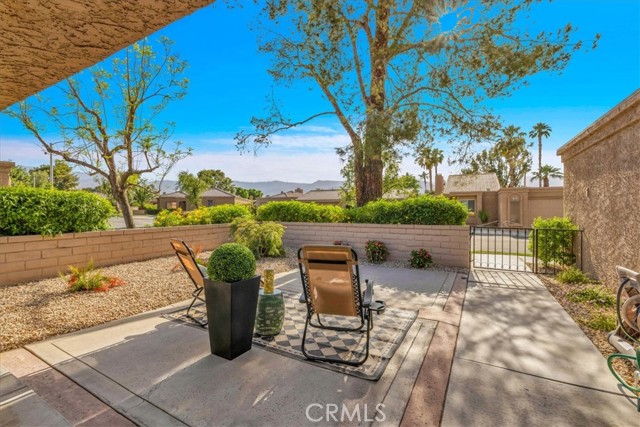 MLS #OC25225525 image #1