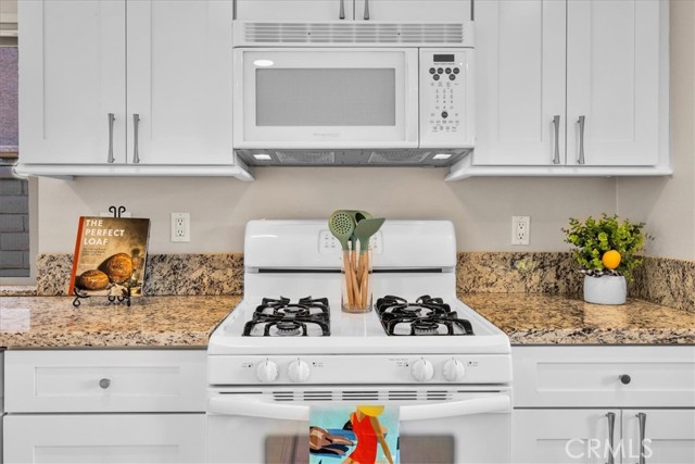 MLS #OC25225525 image #11