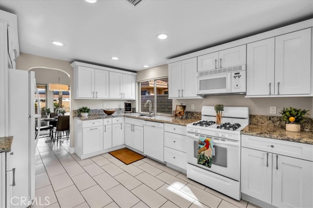 MLS #OC25225525 image #12