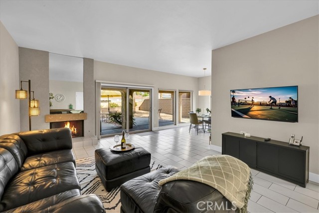 MLS #OC25225525 image #3