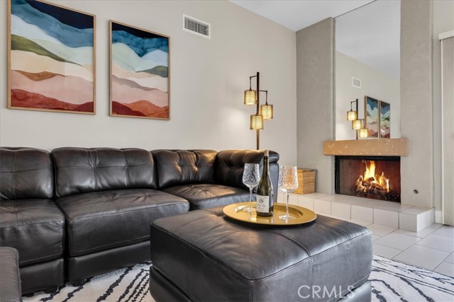 MLS #OC25225525 image #6