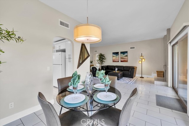 MLS #OC25225525 image #7