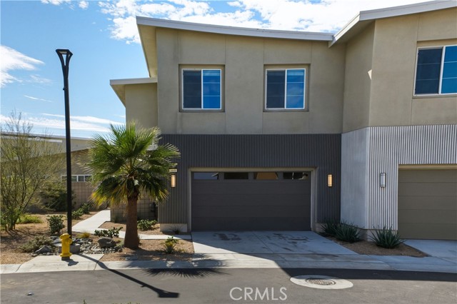 MLS #OC25225551 image #1