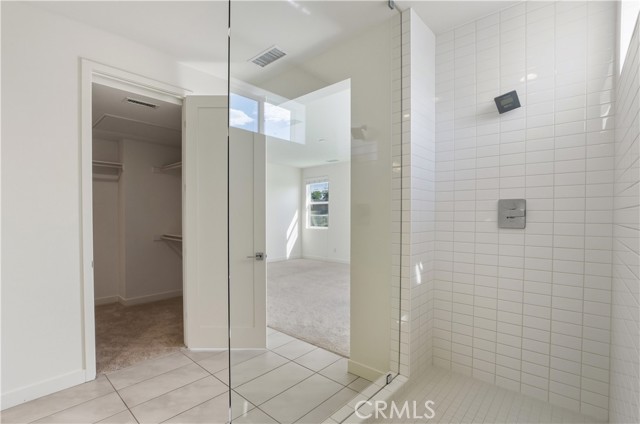 MLS #OC25225551 image #22