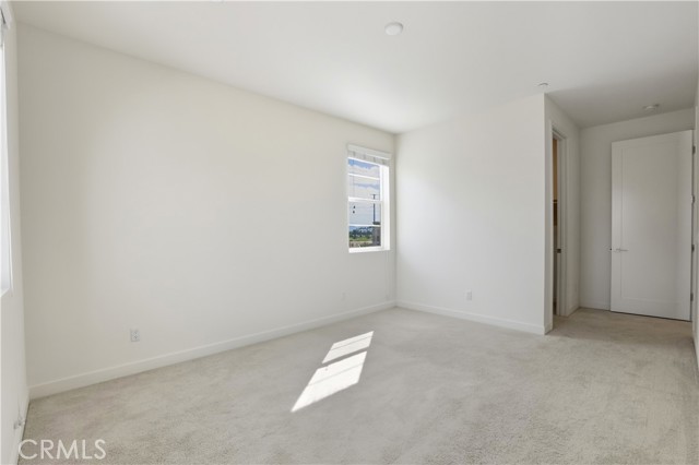 MLS #OC25225551 image #28