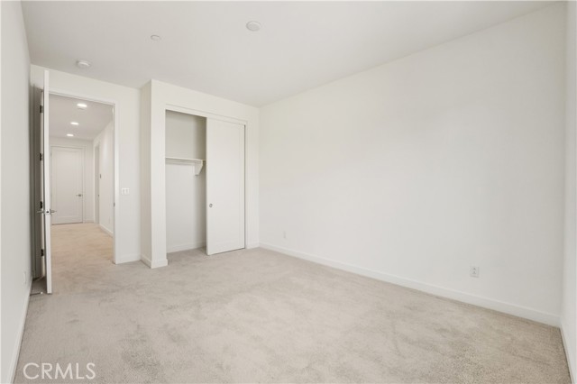 MLS #OC25225551 image #33