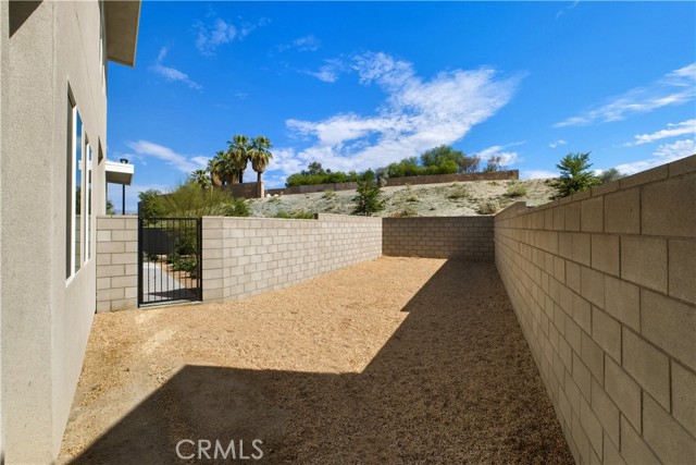 MLS #OC25225551 image #38