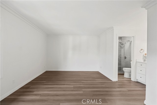 MLS #OC25225622 image #13