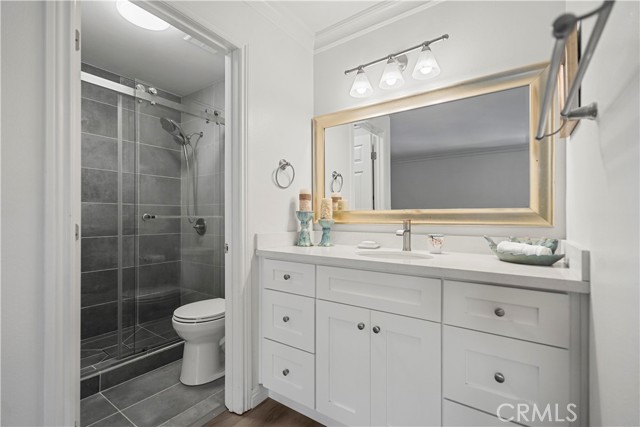 MLS #OC25225622 image #15