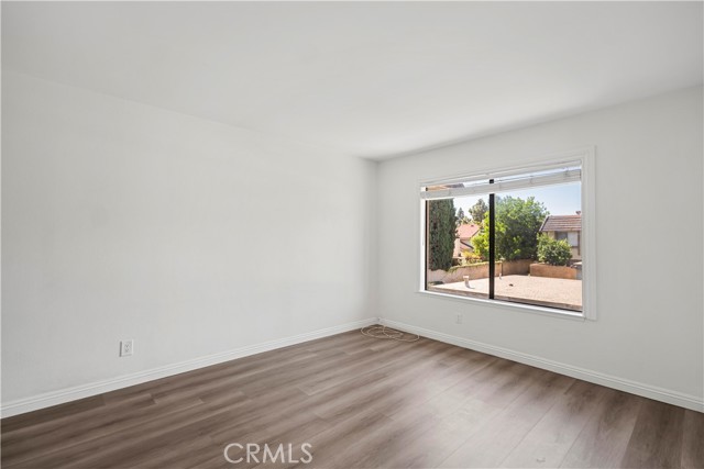 MLS #OC25225622 image #20