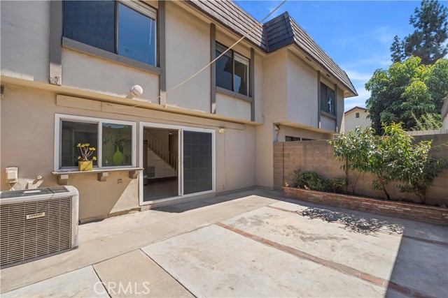 MLS #OC25225622 image #26