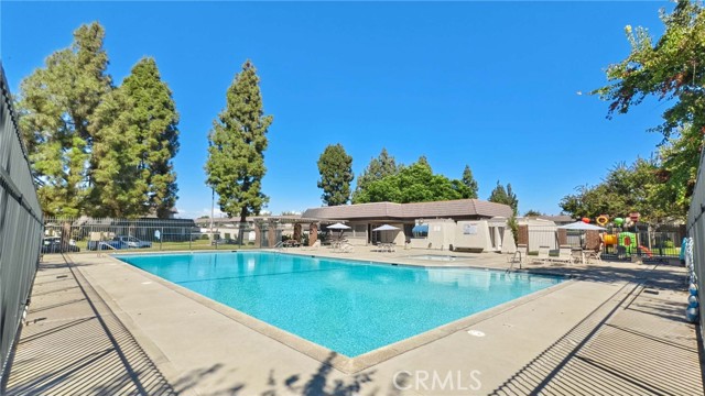 MLS #OC25225622 image #38