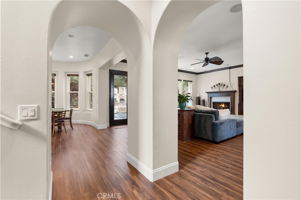 MLS #OC25225684 image #16