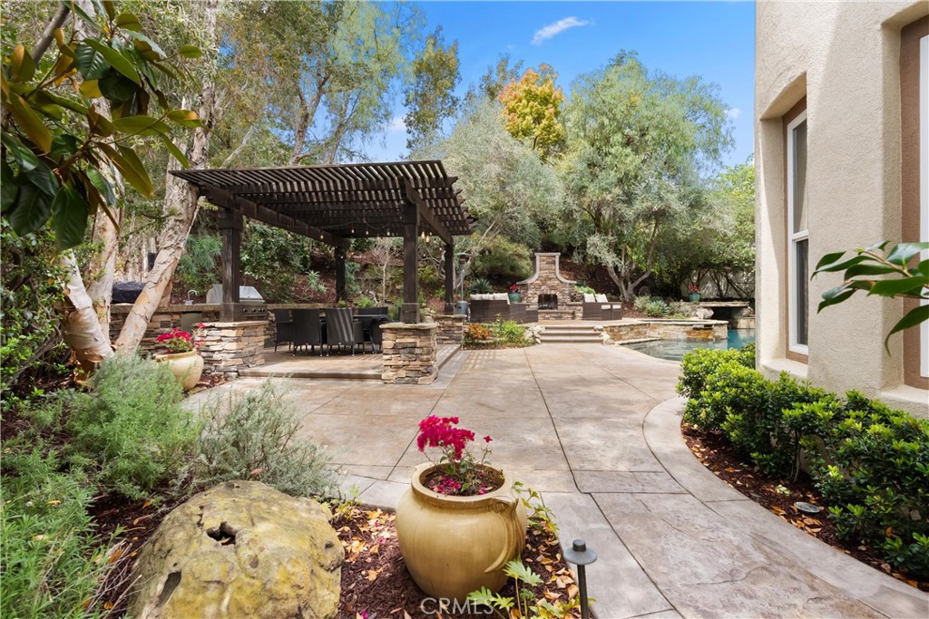 MLS #OC25225684 image #25