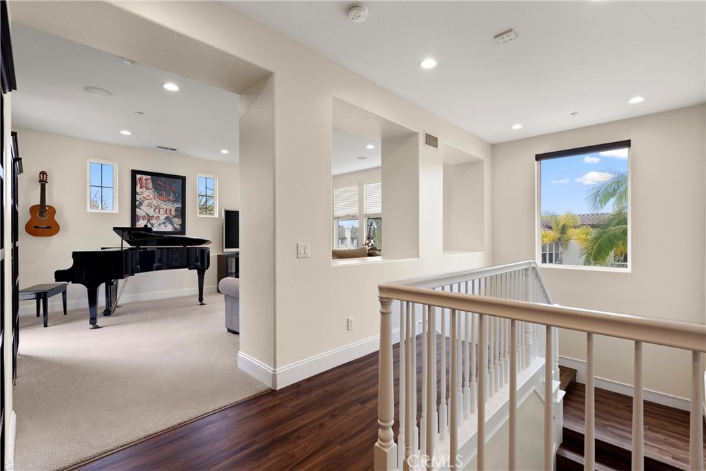 MLS #OC25225684 image #36