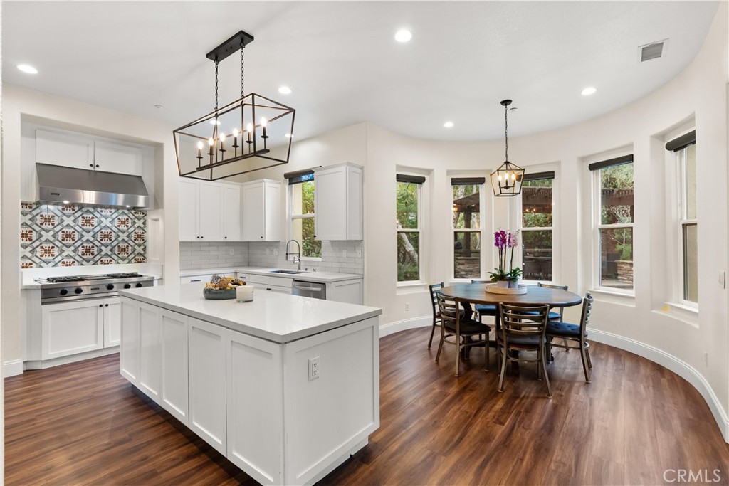 MLS #OC25225684 image #4