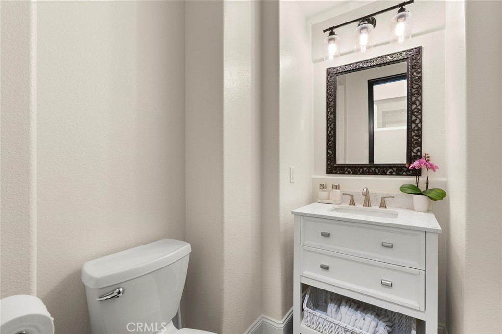 MLS #OC25225684 image #54