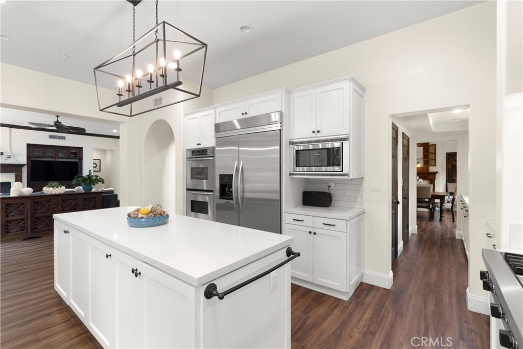 MLS #OC25225684 image #6