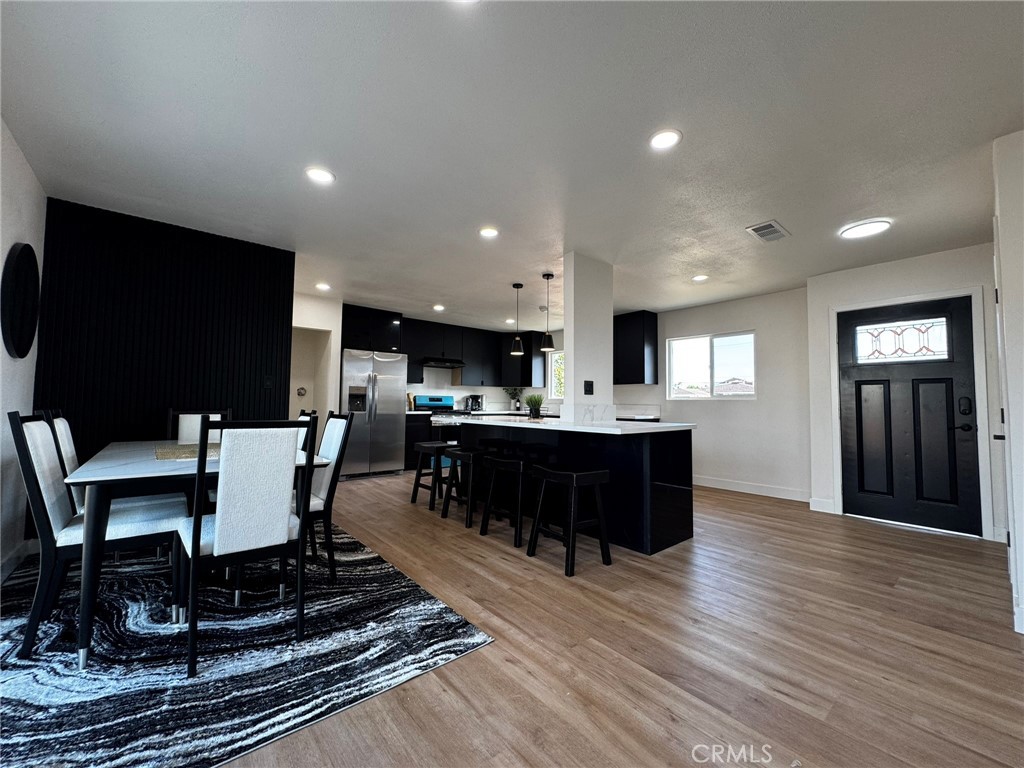 MLS #OC25225709 image #4