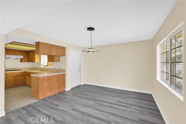 MLS #OC25225903 image #12