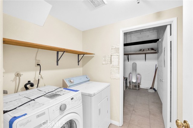 MLS #OC25225903 image #27