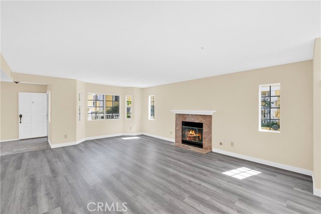 MLS #OC25225903 image #7