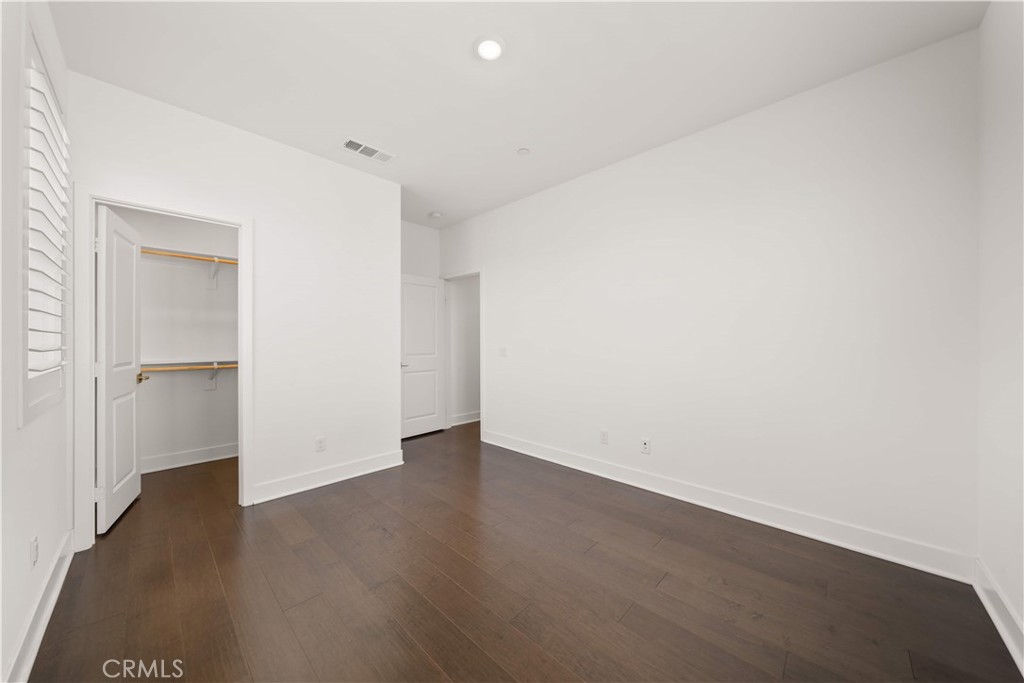 MLS #OC25225907 image #39