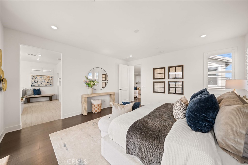 MLS #OC25225907 image #47